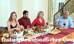 Vidio bokep Moms Bang Remaja  Thanksgiving Keluarga Nakal - GudangDownloadBokep.Com