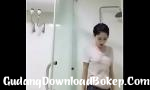 Film bokep Gadis Cantik Live Bugil di Kamar Mandi Full vcboke Mp4