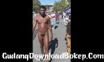 Video bokep online Pria Kulit Hitam Telanjang yang tampan berjalan di - GudangDownloadBokep.Com