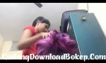 Download video bokep Bhabhi Mengubah Bra hot di GudangDownloadBokep.Com