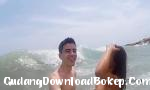 Film bokep Pasangan mencuri kamera dan bercinta di pantai Gratis - GudangDownloadBokep.Com