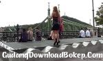 Video bokep Euro si rambut merah anal kacau di bar publik gratis - GudangDownloadBokep.Com