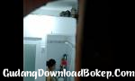 Download video Bokep Quay lén vợ bạn online