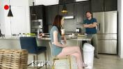 Vidio Bokep HD SPYFAM Horny Red Head Caught In Kitchen 2024