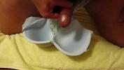 Vidio Bokep masturbating and playing with myself and cum on blue bra mp4