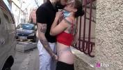 Video Bokep Sara Sky is so horny she apos s already blowing in the middle of the street