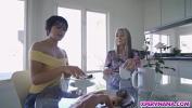 Bokep Video Hot GILF started a threesome with grandson and gf