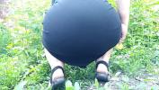 Download video Bokep Huge ass fat sexy MILF pissing outdoors hot