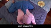 Video Bokep Terbaru Chubby Girl In Hijab Offers Her Virginity On A Platter POV online