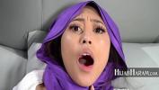 Bokep Seks Her Dress Comes Off But Her Hijab Doesn apos t 3gp