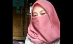 Bokep Video JILBAB MALU MALU TAPI PAMER MEMEK DAN TETE  vert B hot