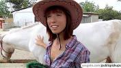 Nonton bokep HD Hot and sexy amateur cowgirl rides cock for cash in an outdoor sex terbaik