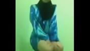 Nonton Video Bokep Tudung Strip mp4