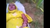 Video Bokep Hot Desi yellow dress bhabi hard fuck in fields and that have a new boy and 3gp online