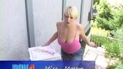 Bokep Sex Avec ses gros seins comma la cliente de la pizza ne demande pas longtemps period period period period gratis