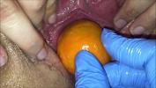 Vidio Bokep Tight pink pussy stretch open and gape by orange and apple intense fruit popping out of pink hole 2022