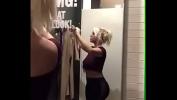 Bokep Video Mulher muito gostosa botou uma camera no vestiario 3gp