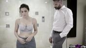 Bokep Online Valentina arrives at the house and is surprised to be met by Charles upon arrival gratis