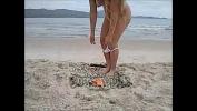 Bokep Xxx mi esposa se desnuda en la playa publica para un cambio real puta amateur completa en rojo 2019